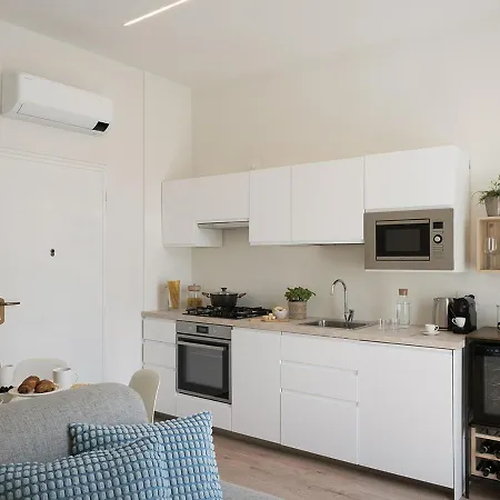 Exclusive Blue - Center - - Near Station * Комо